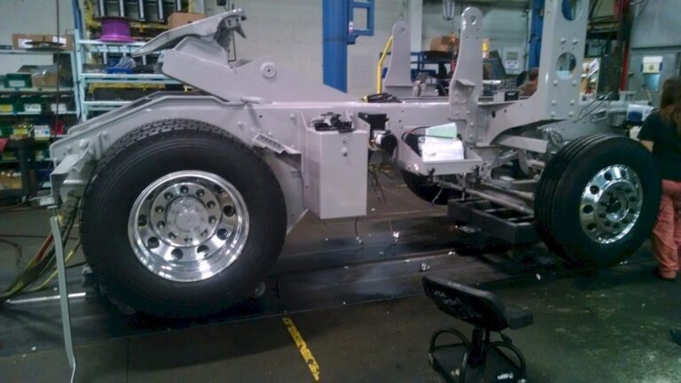 Autocar Truck Chassis 768x432