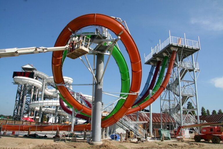 Blue Bayou Aqua Loop Waterslide Blue Bayou Aqua Loop Waterslide