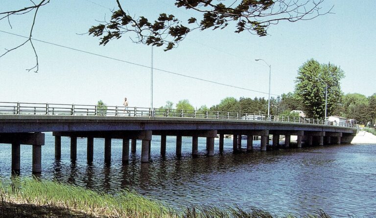 Stearns Bayou Bridge AZZ 768x446